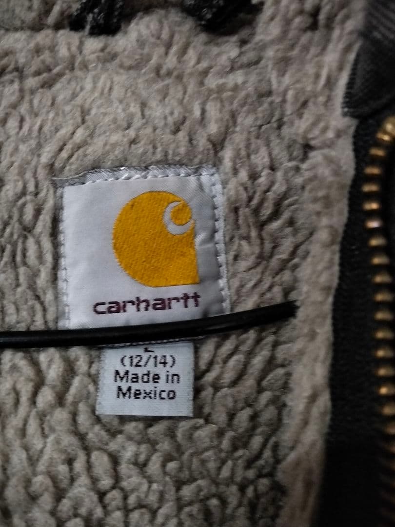 カーハート　シエラジャケット