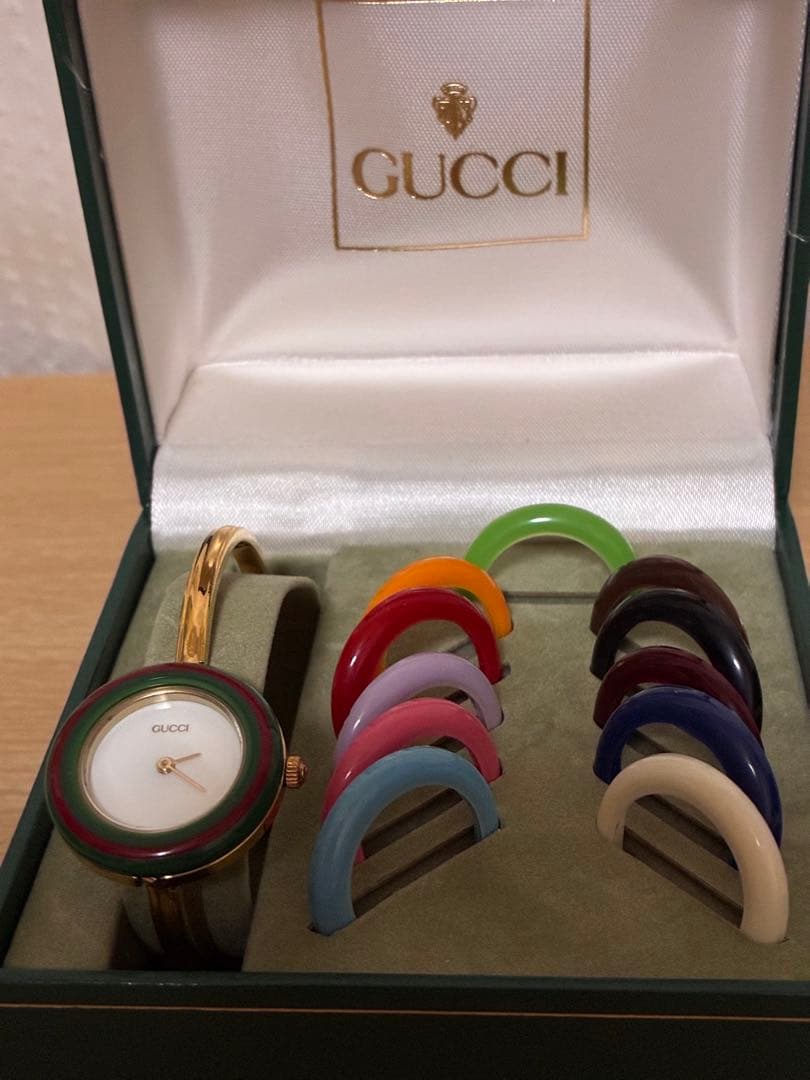 GUCCI グッチ チェンジベゼル ホワイト文字盤 ゴールド