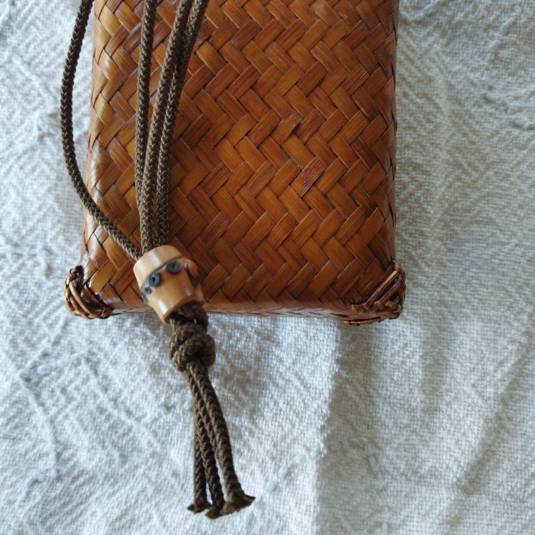 竹籠の小物入れ
