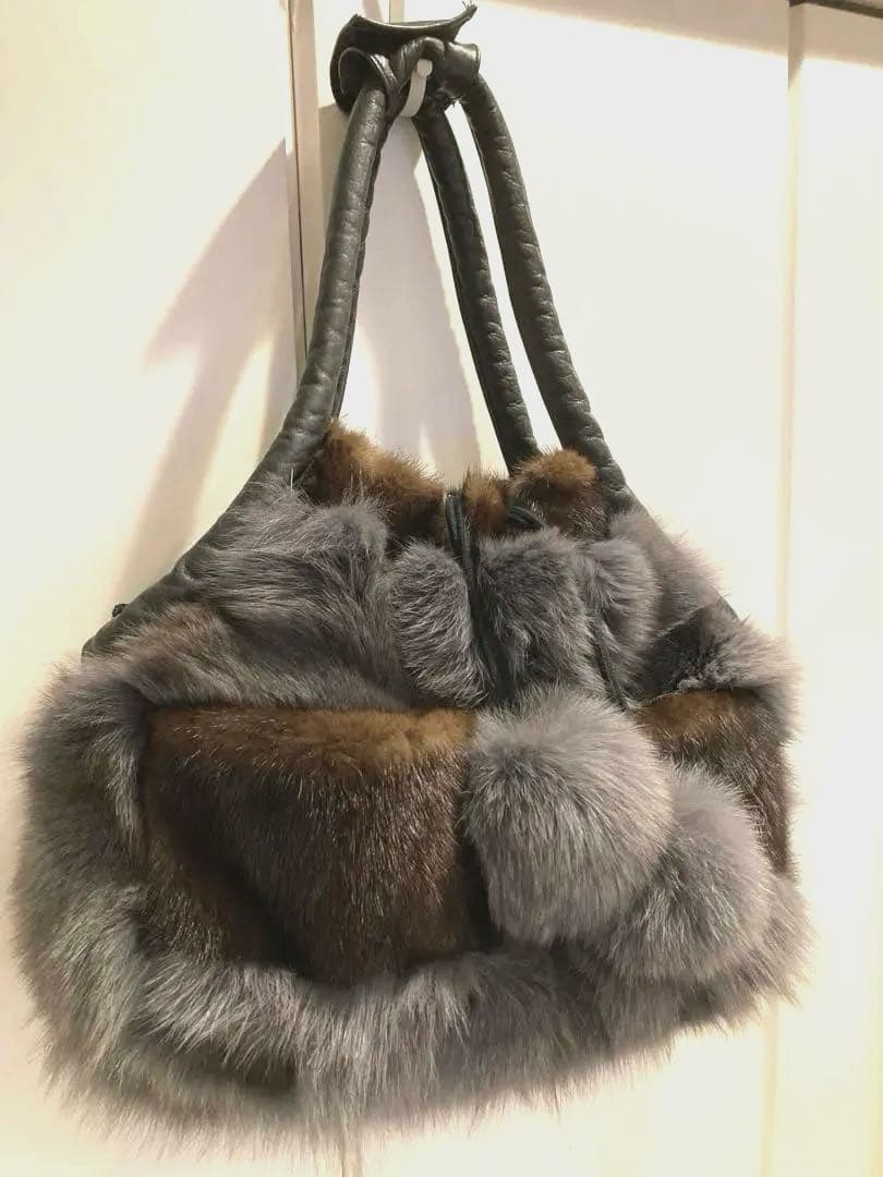 半額以下 リアルファー マシュマロ バッグ