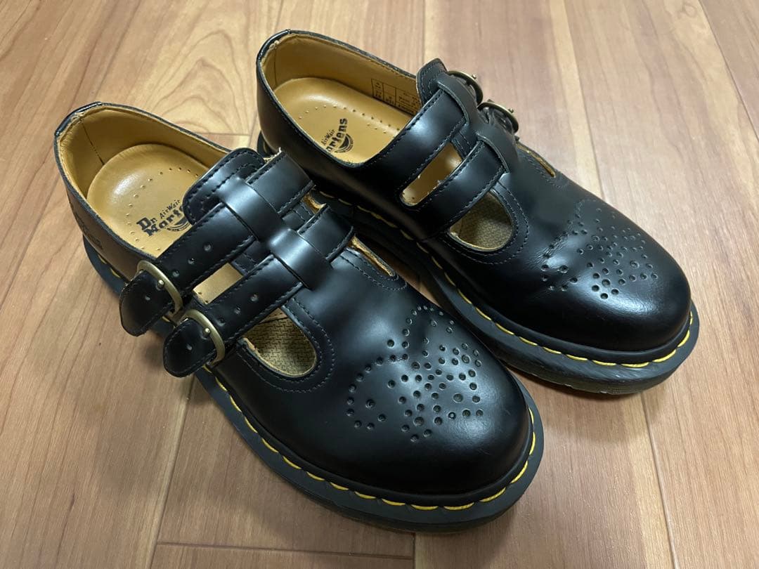 【美品】Dr.Martens ドクターマーチン UK4（23cm相当）レザー