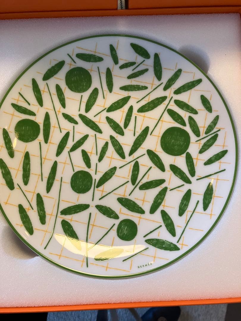 エルメス　A WALK IN THE GARDEN 皿 2枚セット（21センチ）