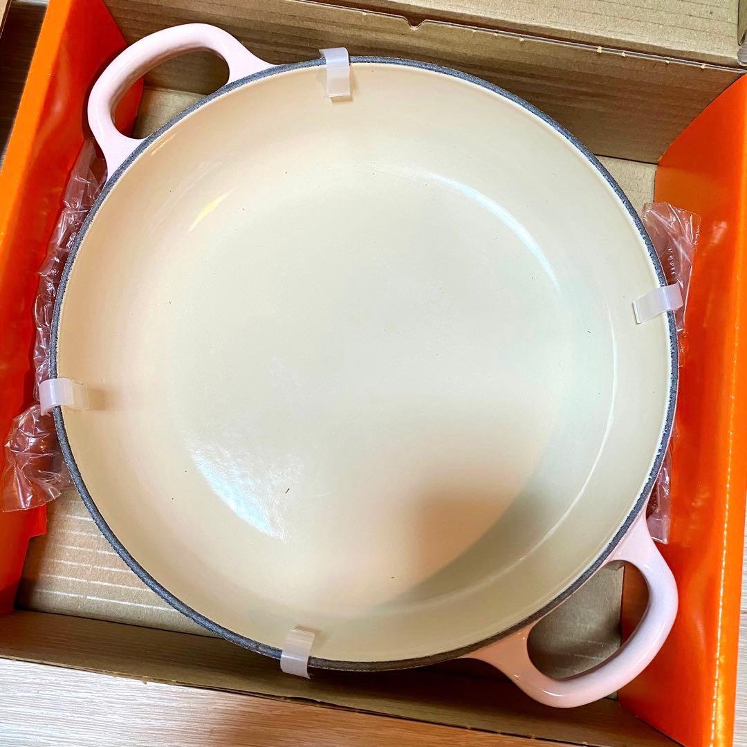 ♡ルクルーゼ　ピンク　22cm　両手鍋