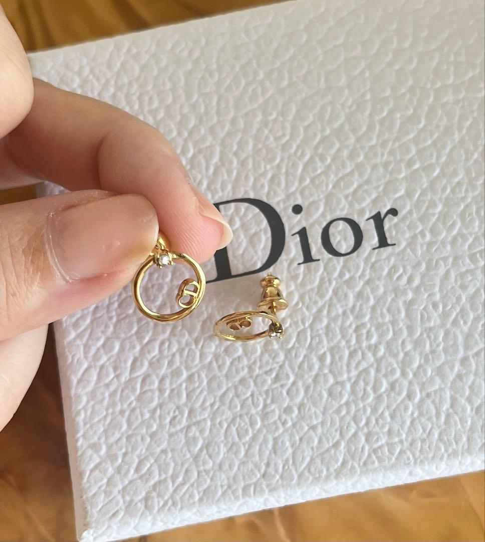 Dior ピアス　ゴールド