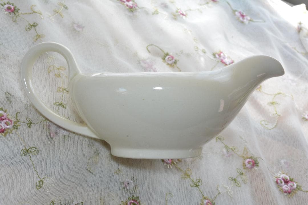 スージークーパー　グレービーボート（Ⅾ.スプレー）