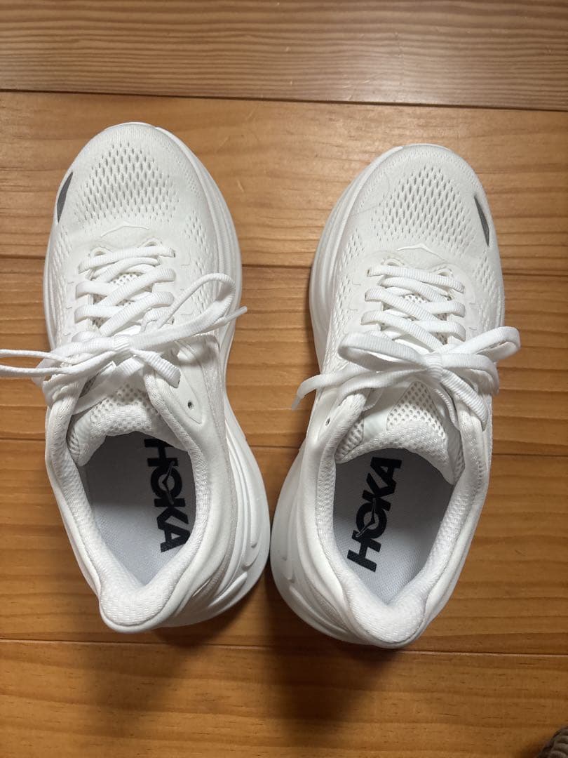 m*＊様 ホカ　HOKA ボンダイ9