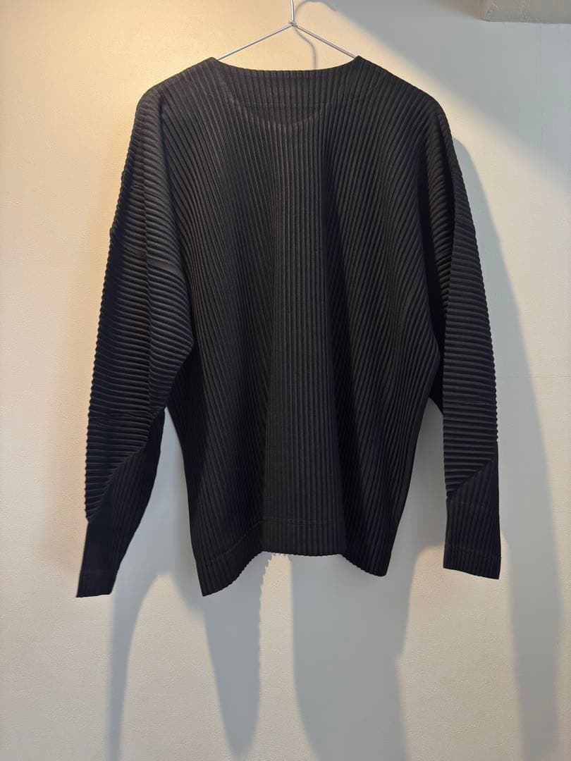 プリーツカーディガン　オムプリッセイッセイミヤケ　サイズ4 黒