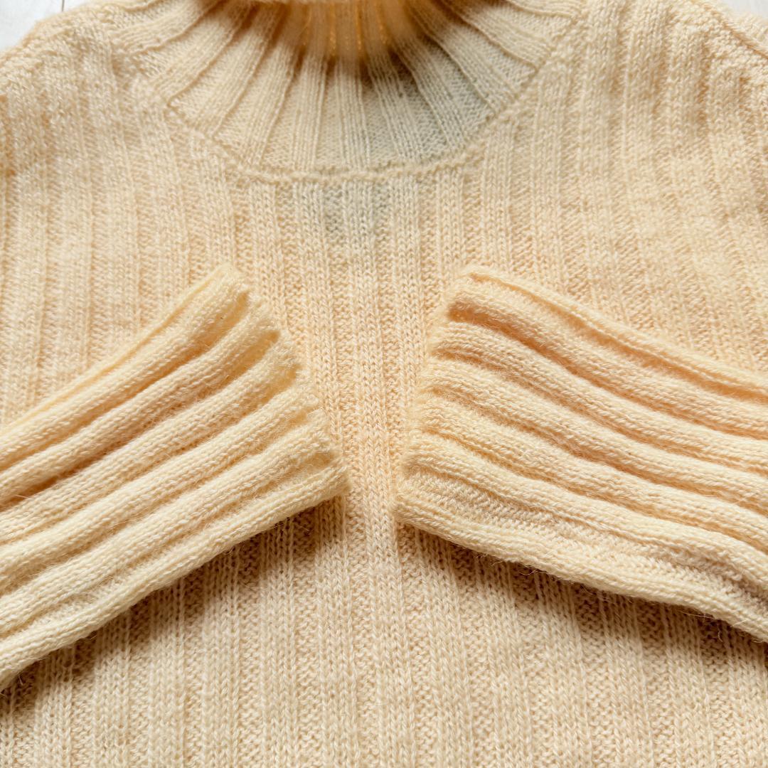 美品・希少✨グッチ　GGロゴ　アルパカニット　タートルネック　リブニット　M