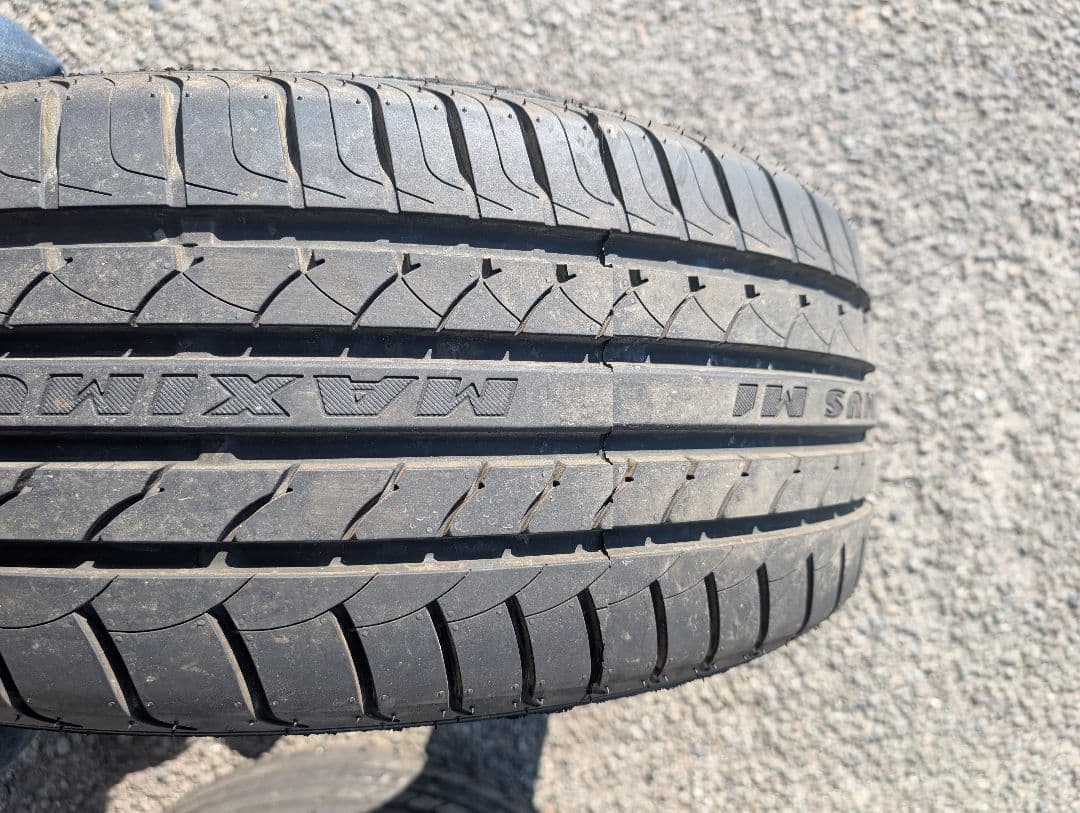 値下げ 2本 MAXTREK M1 245/40R19