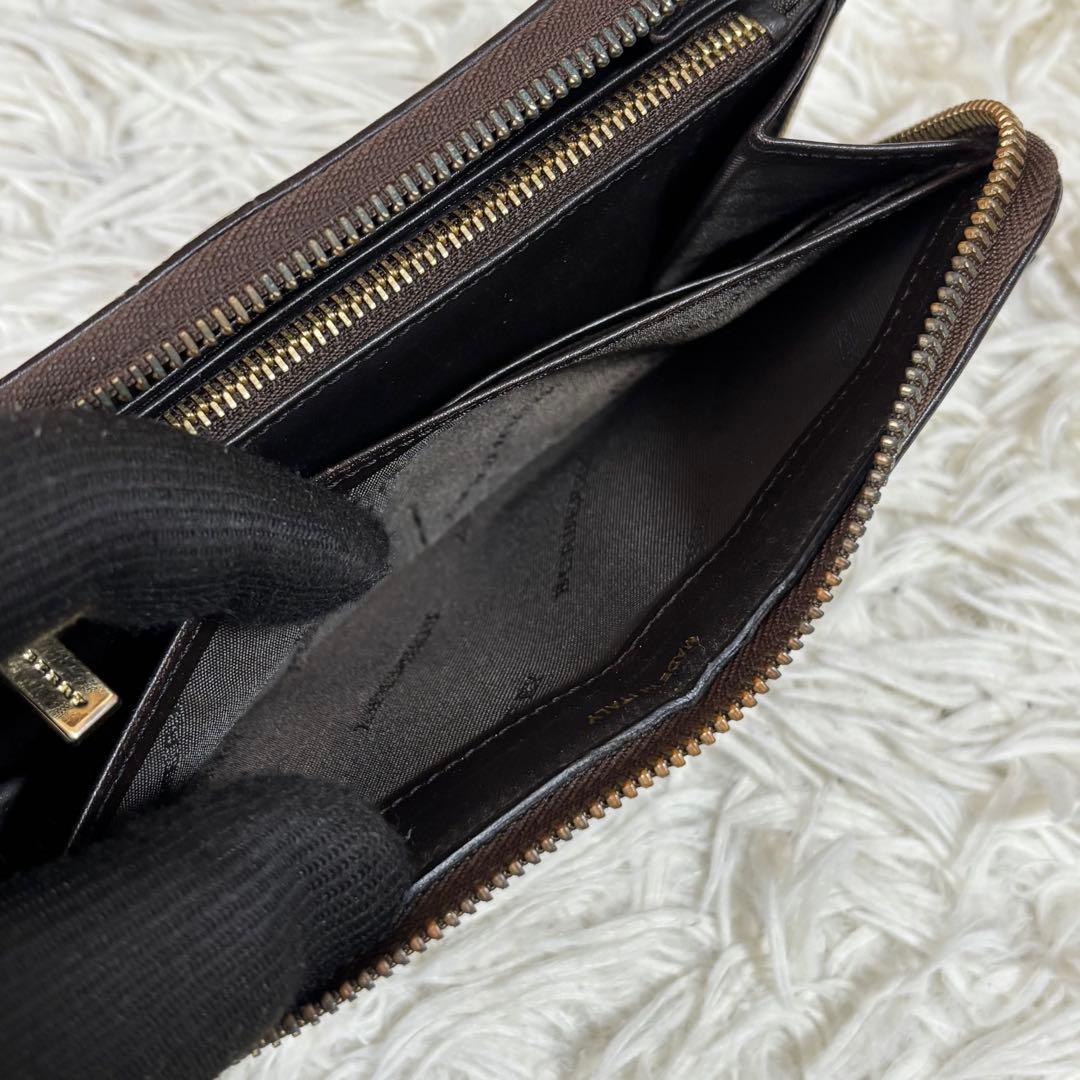 BURBERRY 長財布 ラウンドジップ ノバチェック シャドーホース レザー