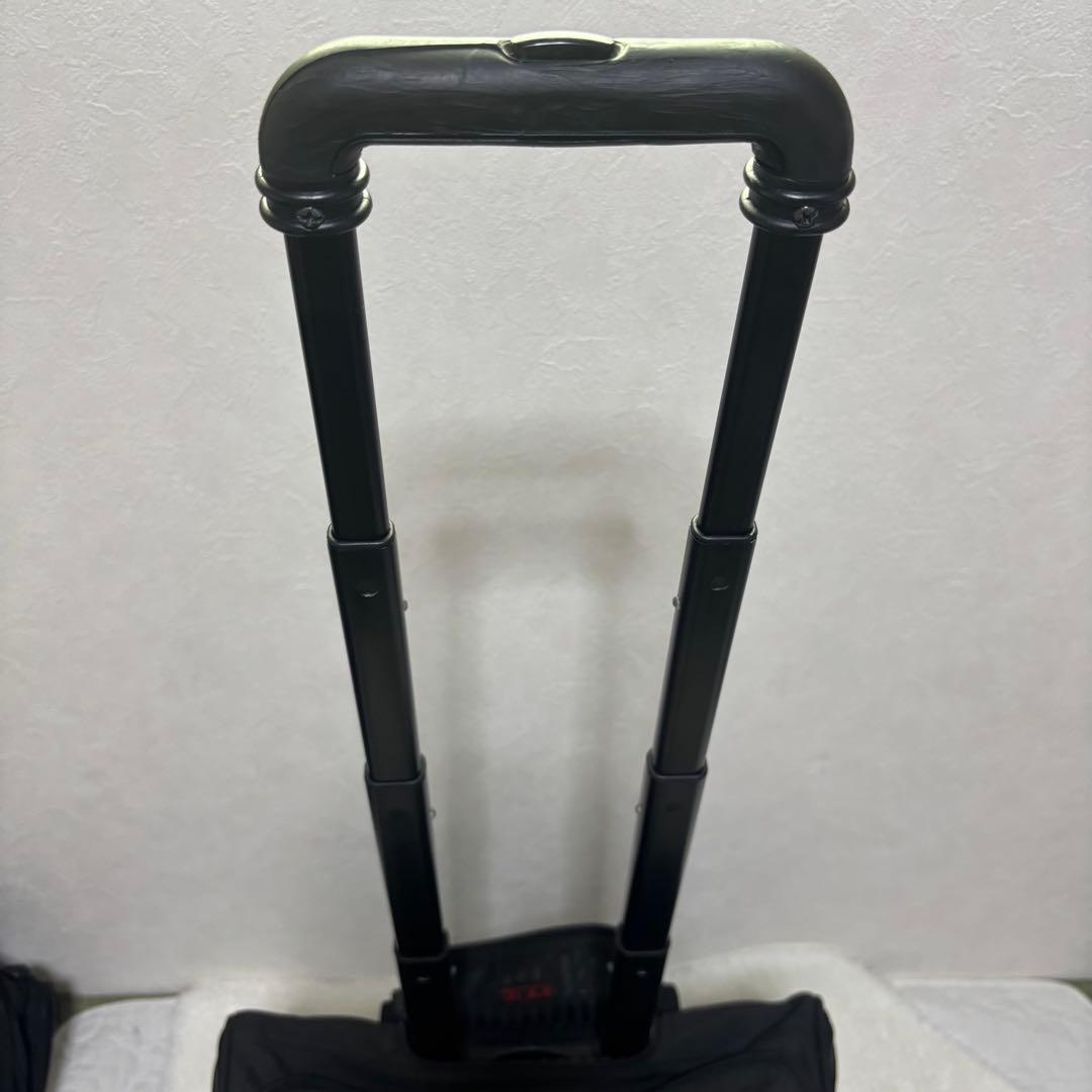【極希少】TUMI トゥミ ビジネス キャリーケース 機内持込対応 2輪　鍵付