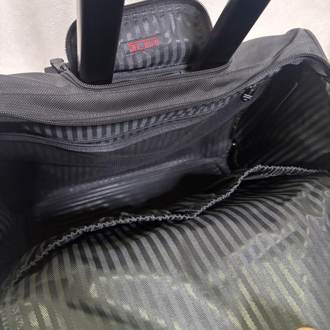 【極希少】TUMI トゥミ ビジネス キャリーケース 機内持込対応 2輪　鍵付