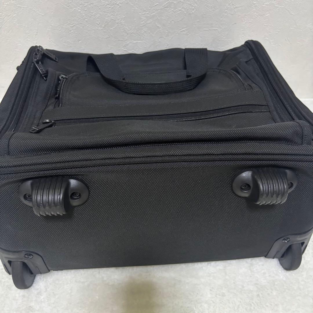 【極希少】TUMI トゥミ ビジネス キャリーケース 機内持込対応 2輪　鍵付