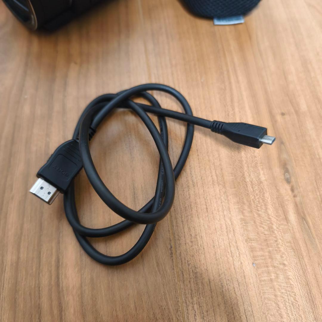 【美品】SONY FDR-AX45 4Kビデオカメラ　予備バッテリー＆充電器付