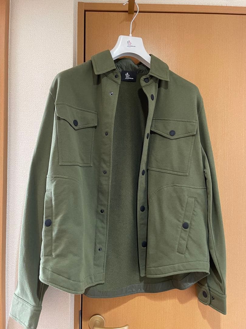 MONCLER オリーブグリーンジャケット
