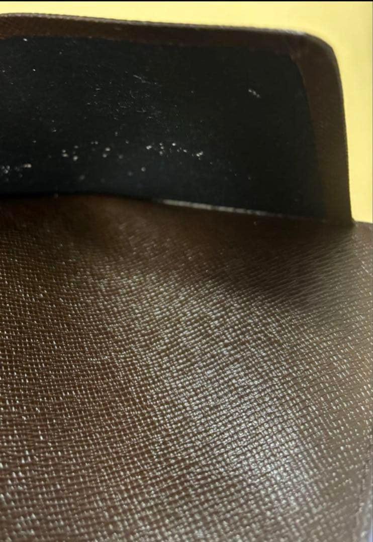 ルイヴィトン パスポートケース ダミエ