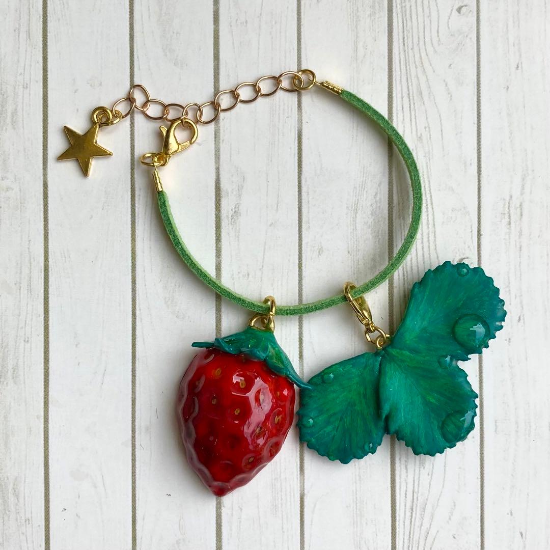 苺ショルダー各種　メルカリショップス