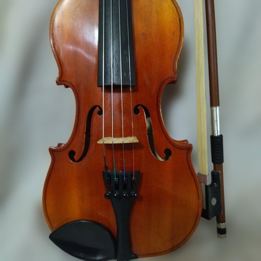 ♥5才前後の子供用♥スズキバイオリン1/8♥No.220。弓、ケ―ス、松脂付き