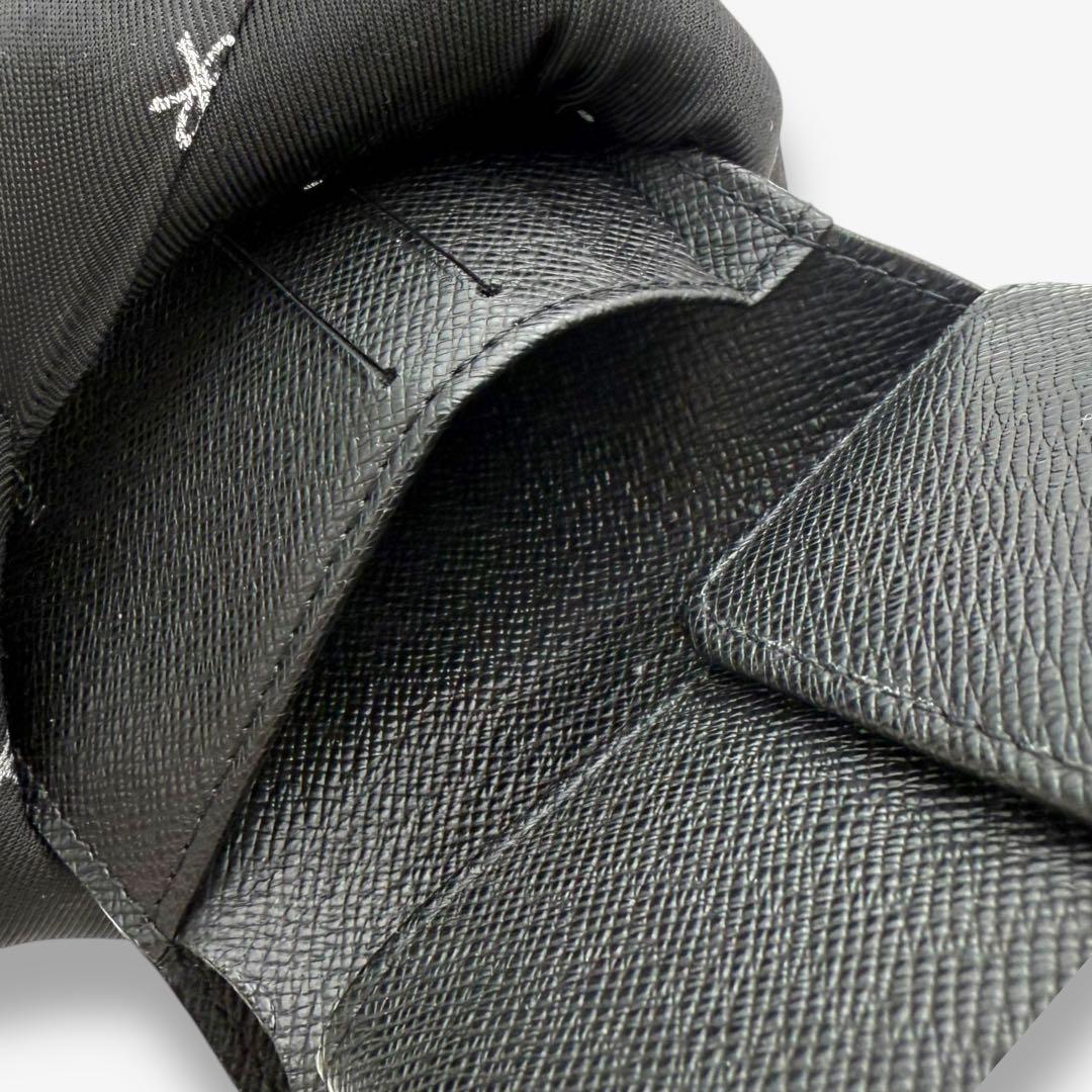 【美品】ルイヴィトン 二つ折り財布　ダミエグラフィット ポルトフォイユ　マルコ