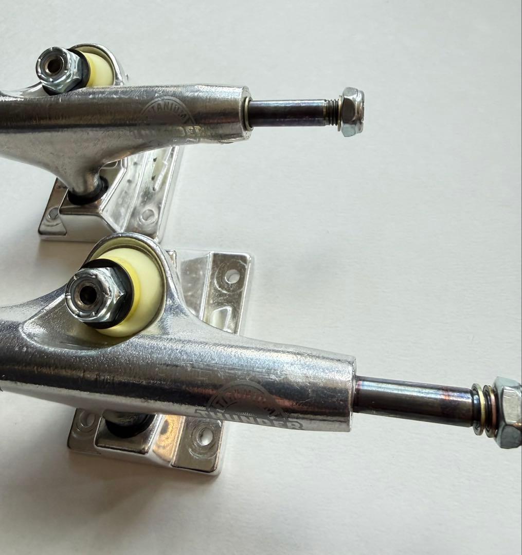 THUNDER チタニウムトラック147 HI