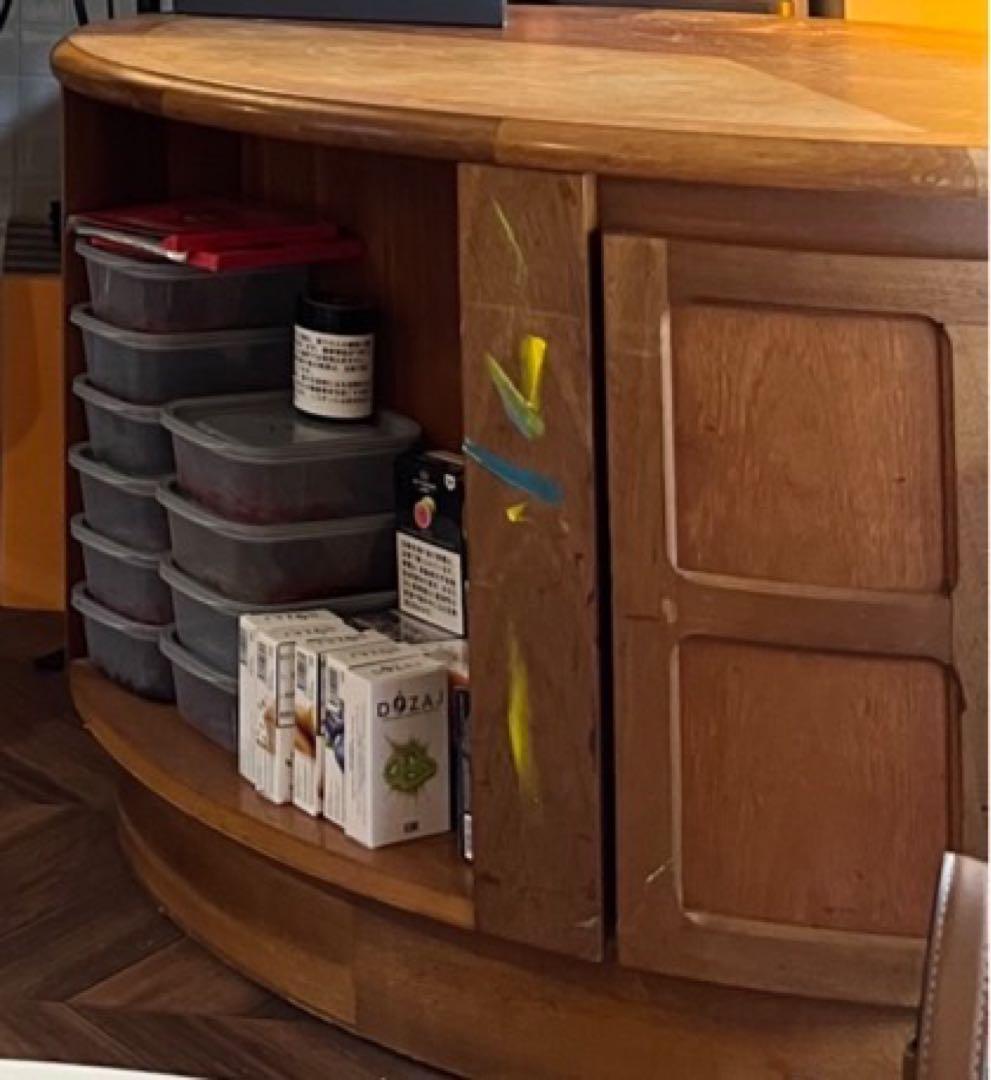 ヴィンテージラウンドテーブル（キャスター・収納付き）