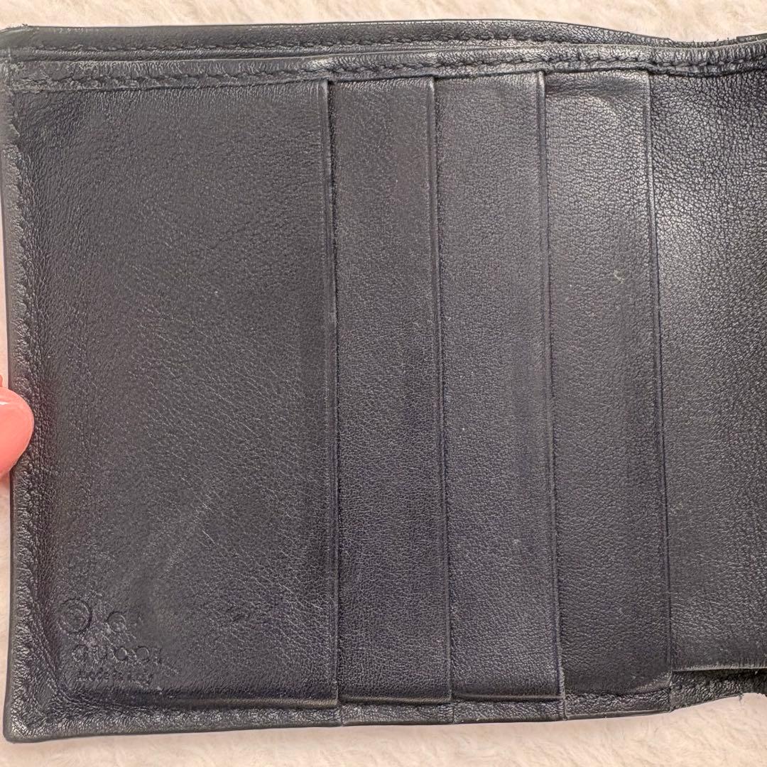 Gucci GGパターン 二つ折り財布 黒