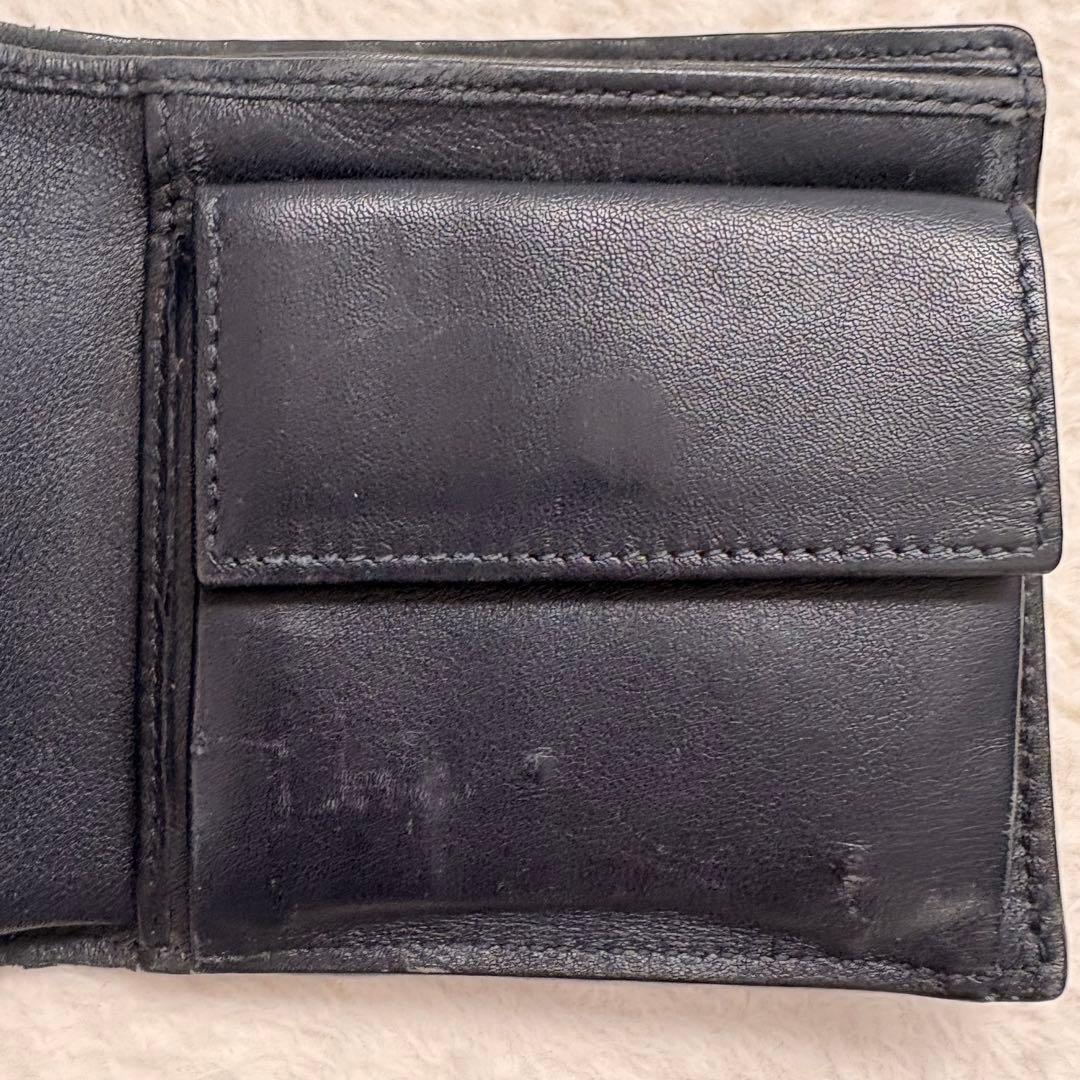 Gucci GGパターン 二つ折り財布 黒