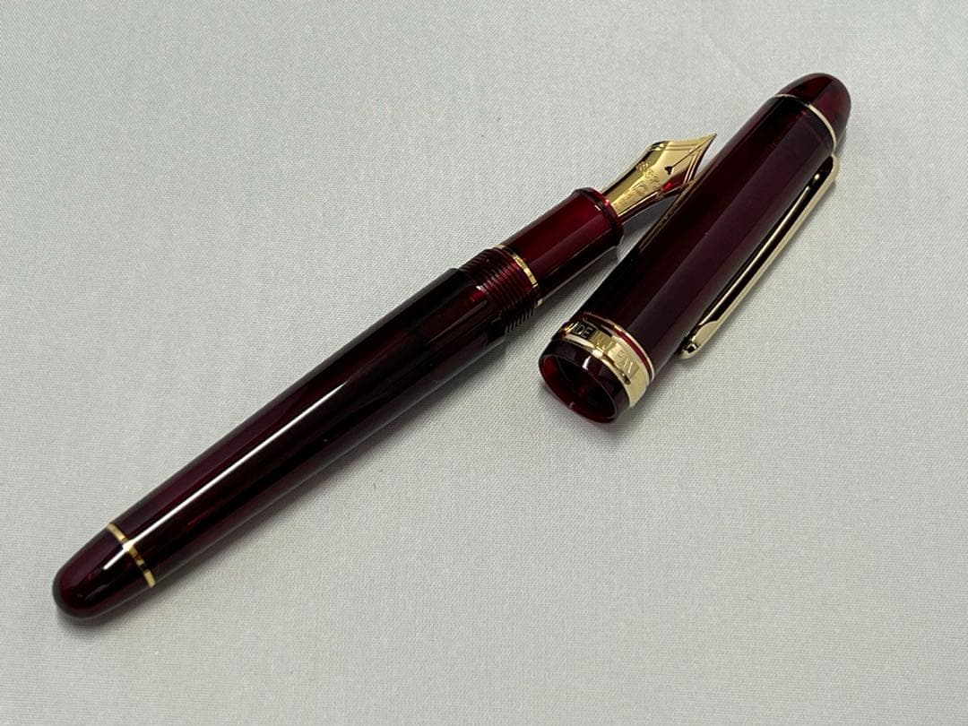 【新品未使用】プラチナ 万年筆 ワインレッド