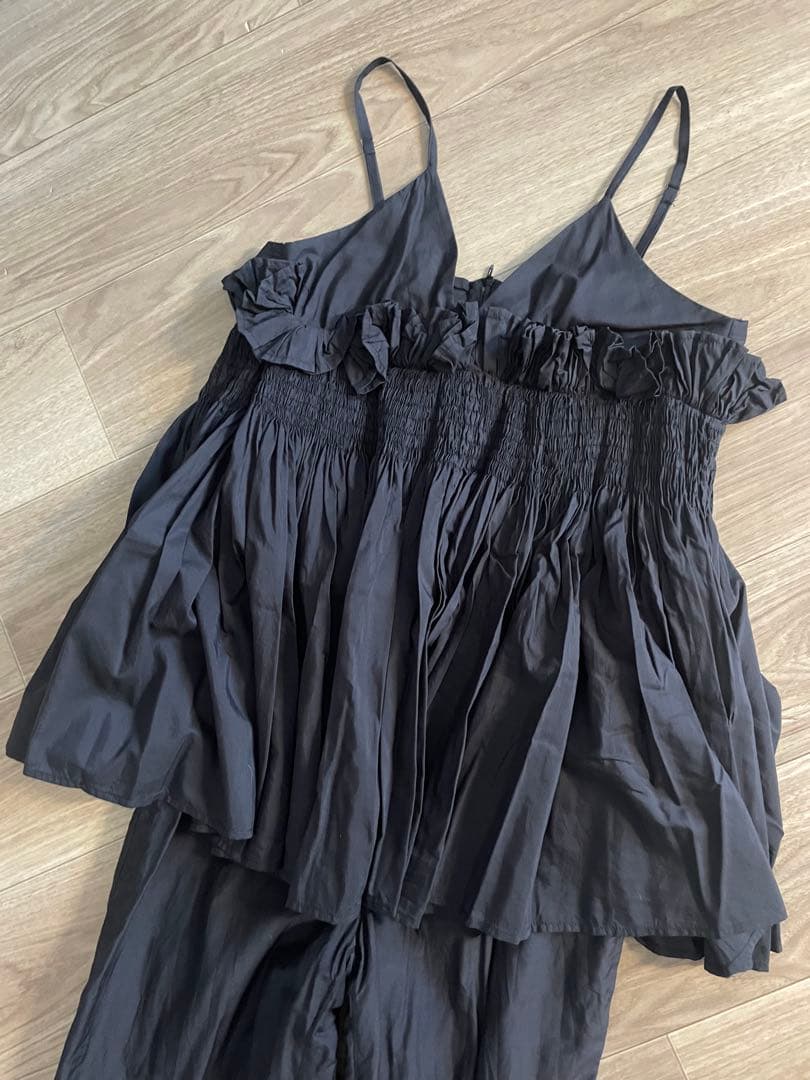 crinkle crinkle crinkle silk オールインワン　黒