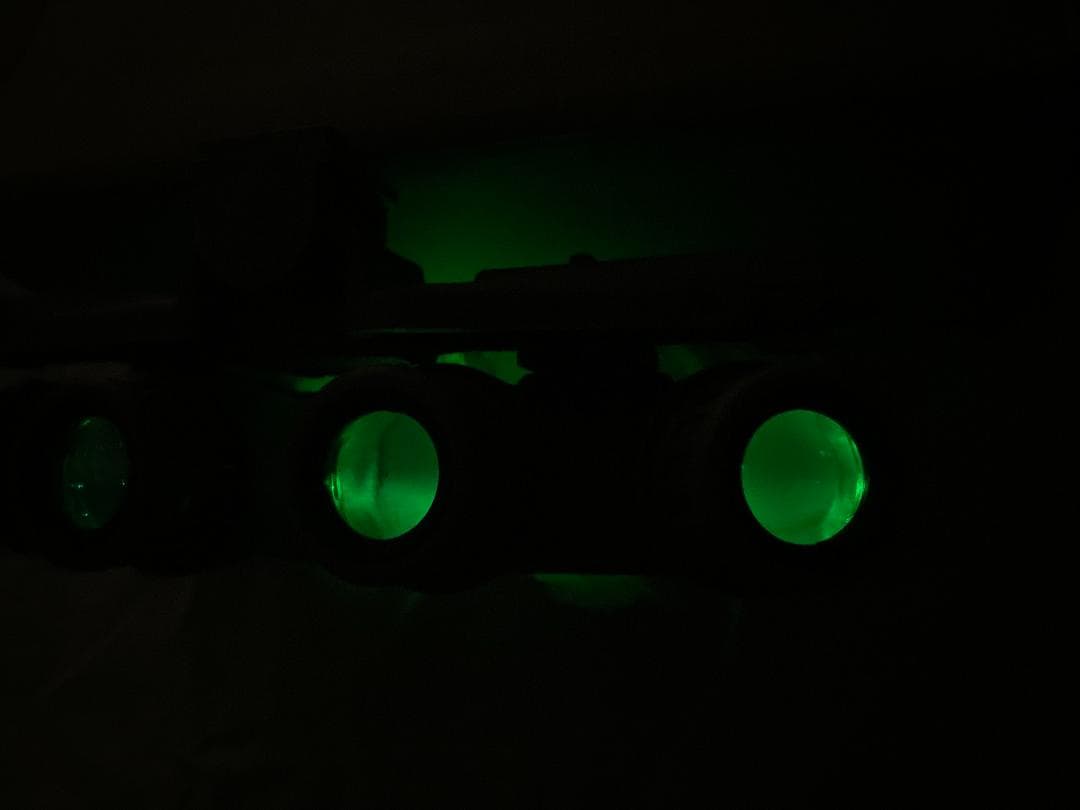 訳有値引【発光モデル】GPNVG-18 4眼ナイトビジョンゴーグル ダミー DE