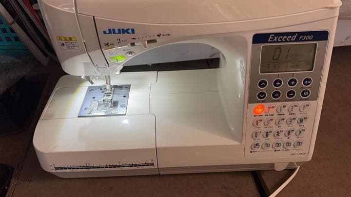 ジューキ　エクシード Exceed F300 JUKI