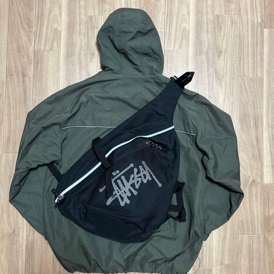 old stussyステューシー　黒　ブラックメッセンジャーバッグ　古着　y2k