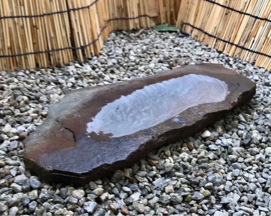 石鉢・溜まり石・寄せ植え鉢・盆石・盆景・石付盆栽鉢・オブジェ・庭石・置物