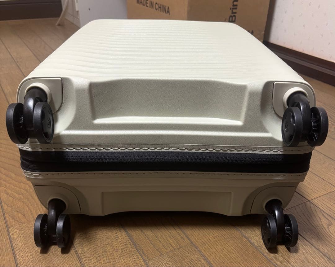 未使用品 Samsonite アップスケープ スピナー55