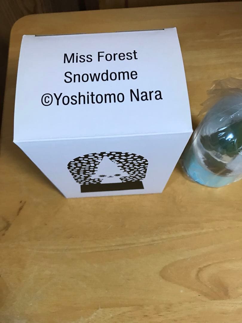 生産終了　奈良美智 スノードーム 森の子 青森県立美術館