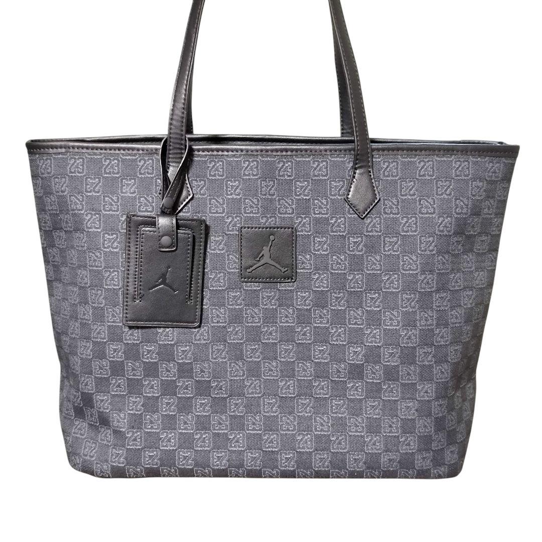 NIKE　JORDAN　ジョーダン　モノグラム　トートバッグ　ブラック　美品