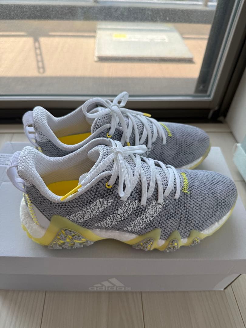 アディダス コードカオス 22ウィメンズスパイクレスビームイエロー GX2612