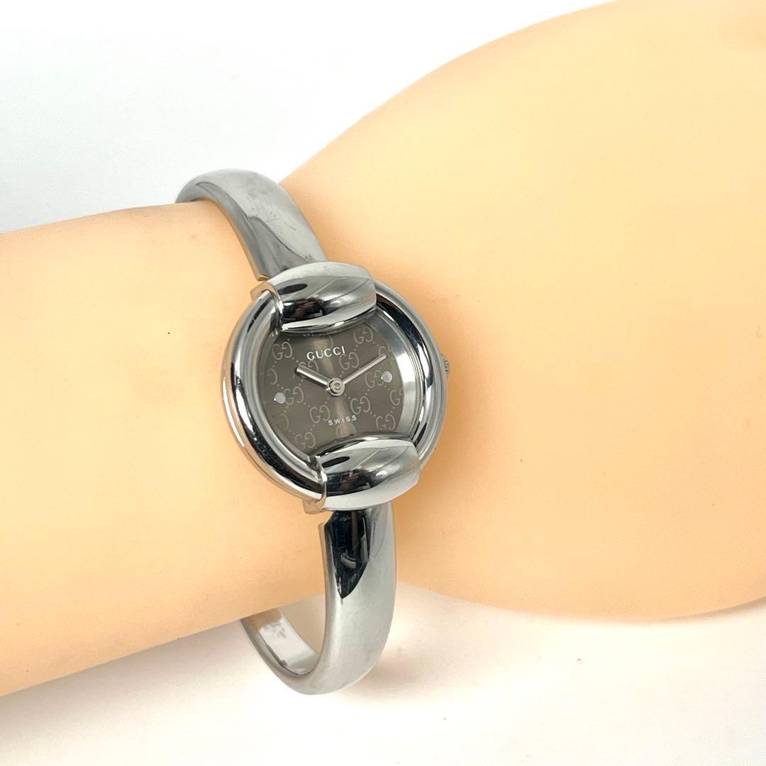 【美品/稼働品】グッチ 1400L GG柄文字盤 バングルウォッチ クォーツ