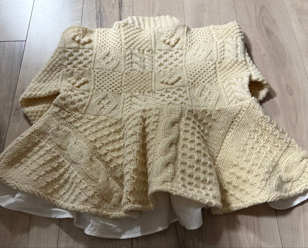 girlish リメイクペプラムニット