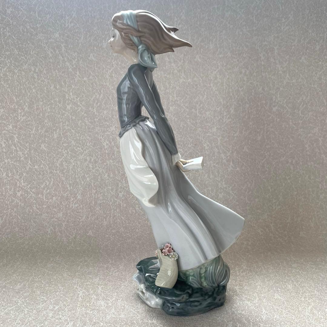 LLADRO リヤドロ 『 海のそよ風 』 高さ 35㎝
