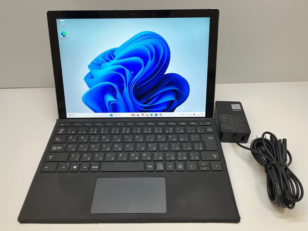 O Zサン　Surface Pro7 Core i5
