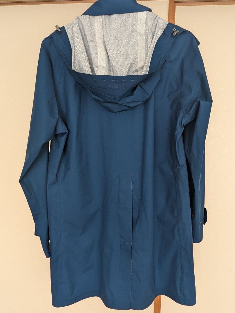 新品　AIGLE　レインコート　Mサイズ