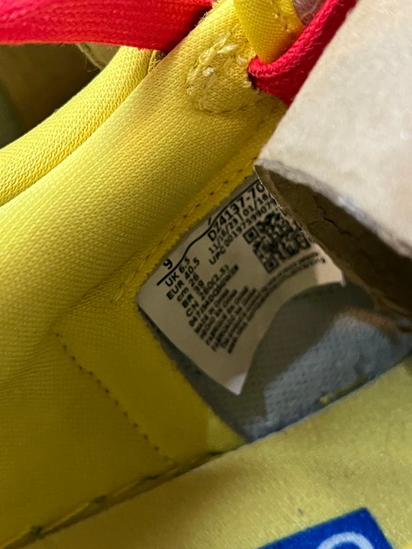 NIKE DZ4173-700 トラヴィス スコット カナリー 26.0㎝