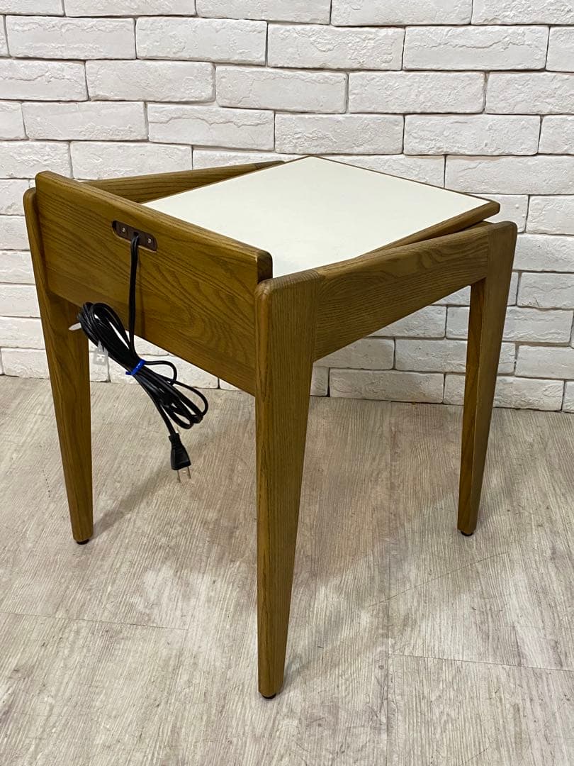 【mm】サイドテーブル　ナイト　小物棚　北欧　机　寝室　アメリカ