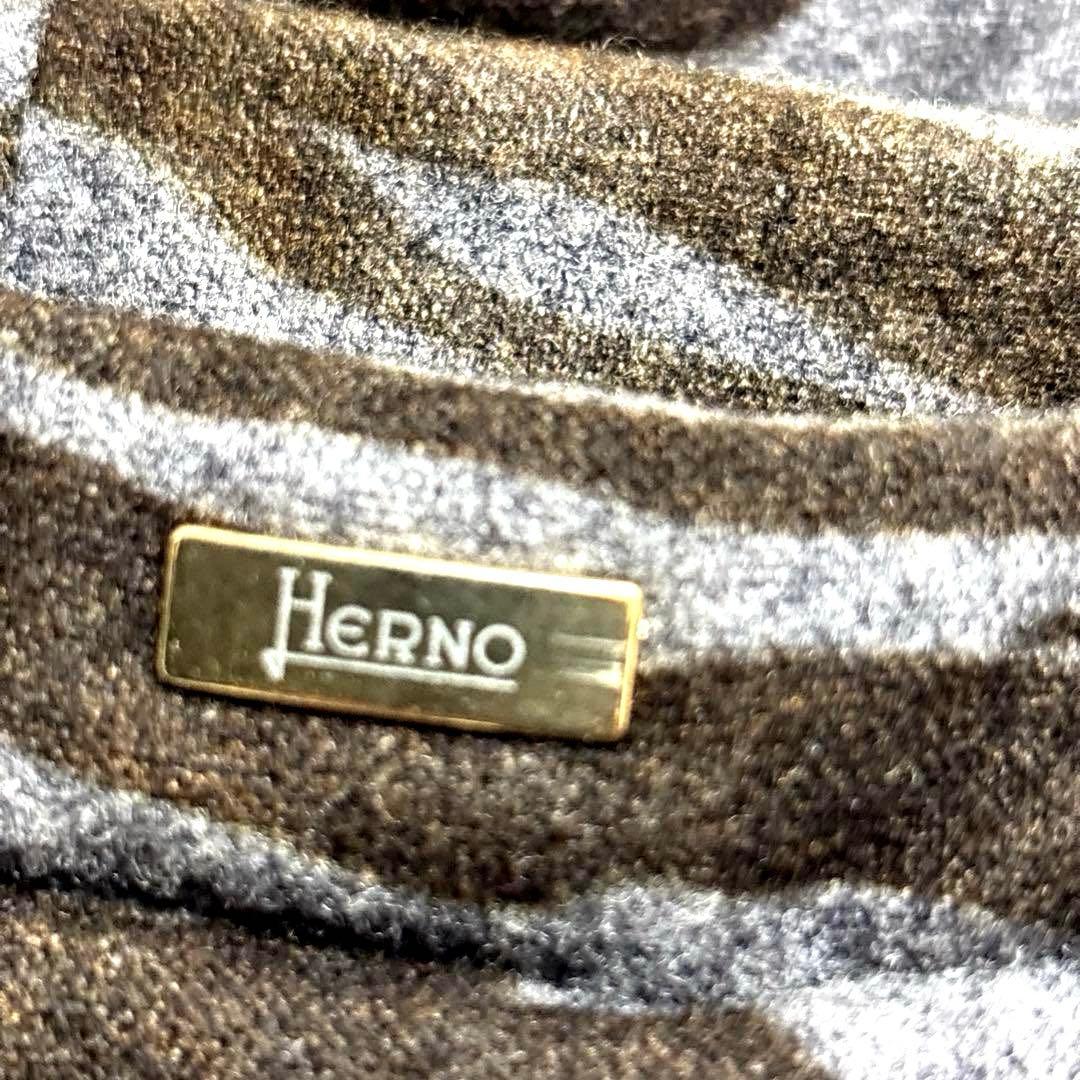 ルミラヘルノ 特殊中綿 キルティングジャケット フード着脱 毛 総柄 M