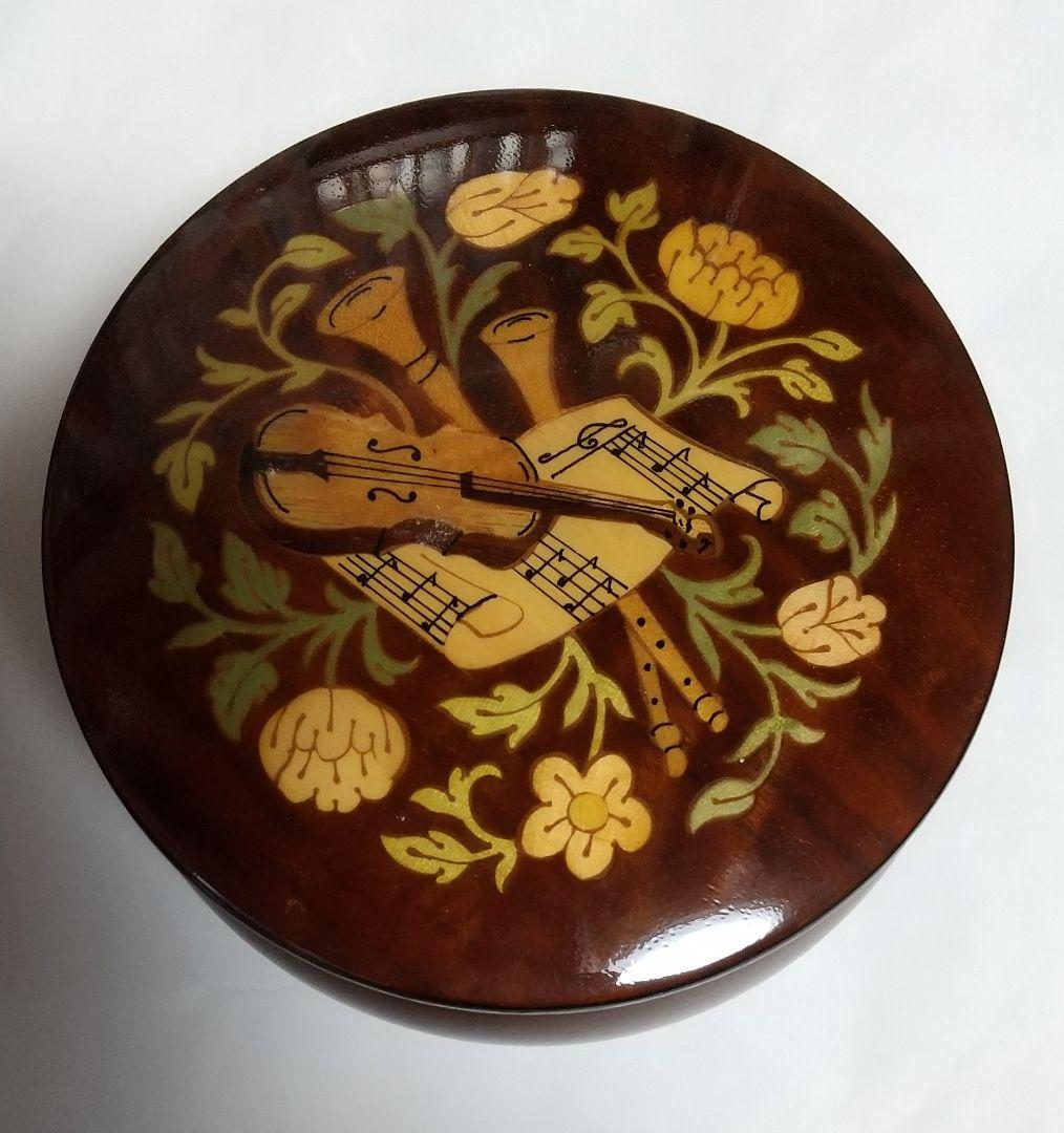 スイスリュージュ製オルゴール大巾値下げしました