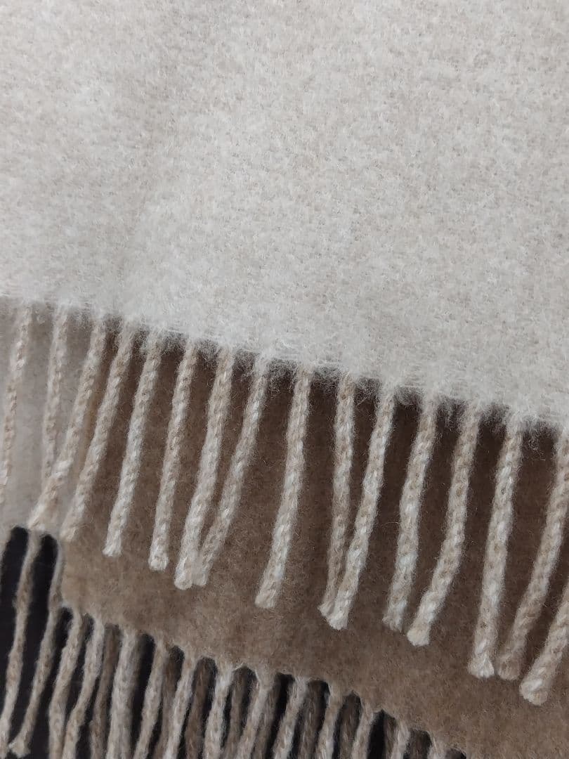 ケ*プ様 HERMES 100%カシミヤ マフラー ベージュ フリンジ付き　エル