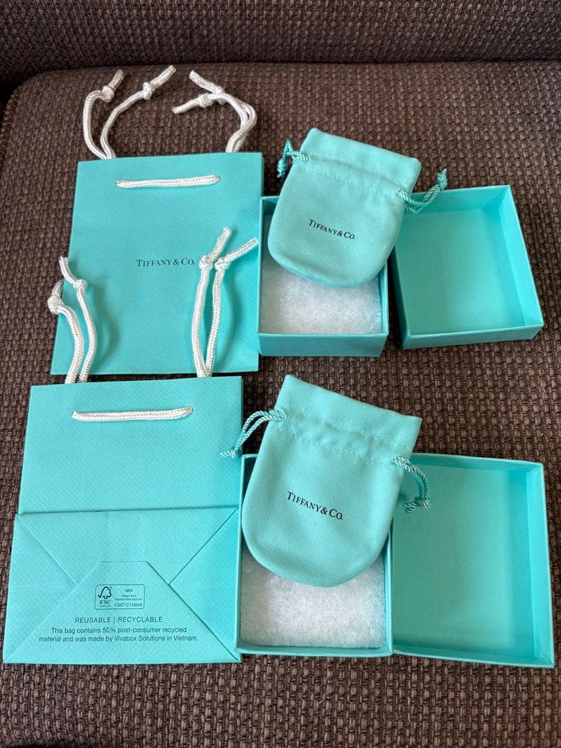 現行品　新品ティファニー　空箱　巾着袋　ミニ紙袋 10セット