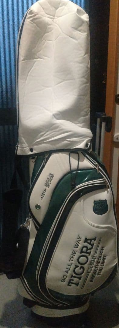 TIGORA キャディバッグ ホワイト/グリーン　ゴルフバック　ティゴラ　白　緑