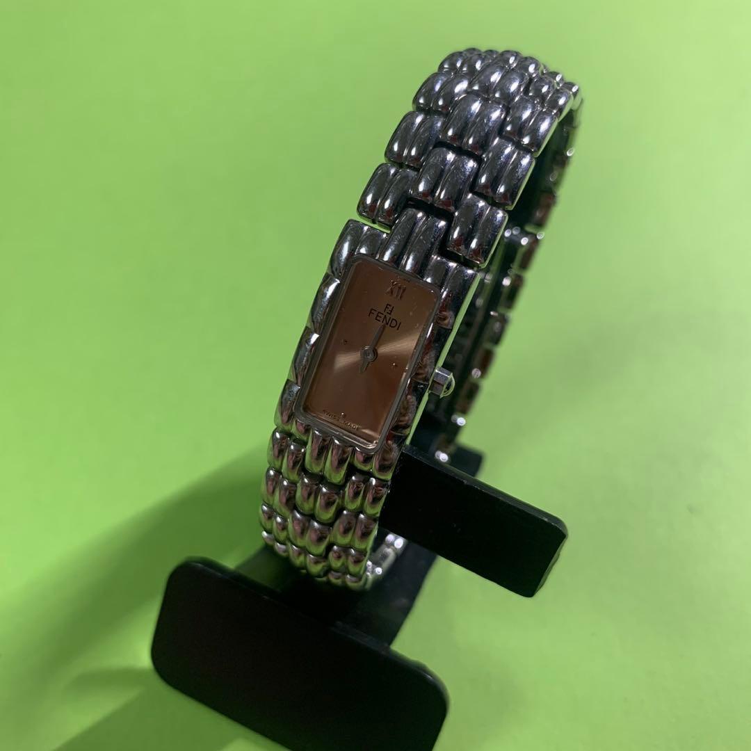 FENDI フェンディ 660L クォーツバングルブレスレット 腕時計　電池切れ